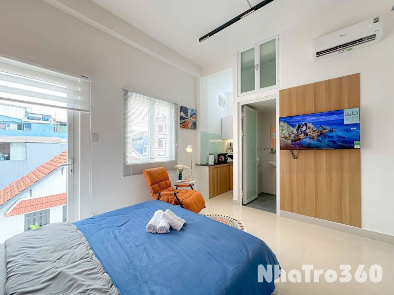 CĂN HỘ DỊCH VỤ STUDIO QUẬN 8 CÓ BAN CÔNG GẦN CẦU NGUYỄN VĂN CỪ