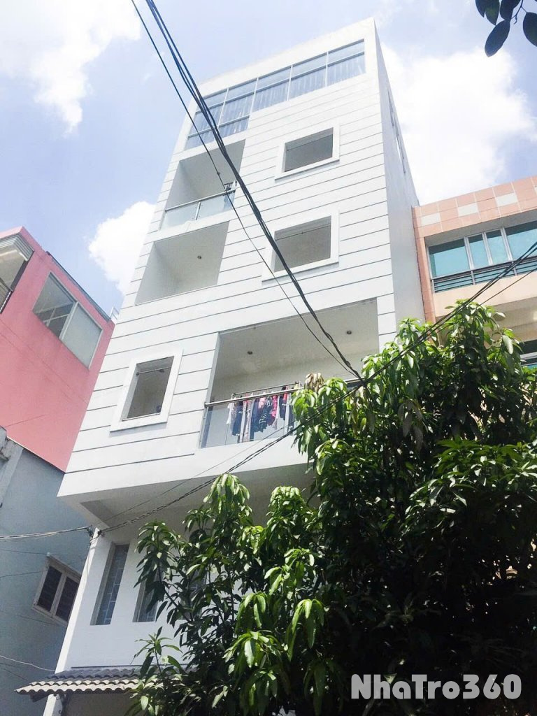 Căn hộ cho thuê ngay trung tâm quận 10, có cửa sổ đón nắng, bancol thoáng mát