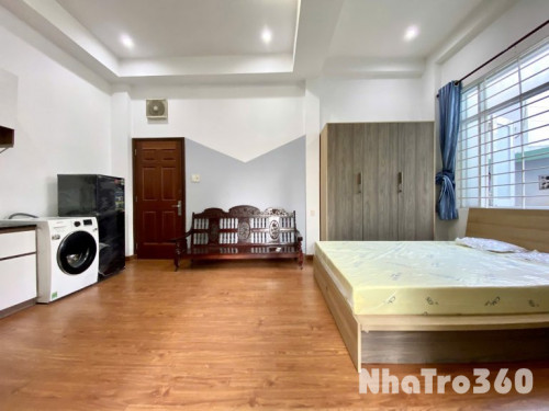 CĂN HỘ CAO CẤP 1PN BAN CÔNG THOÁNG MÁT FULL NT NGAY TRUNG TÂM Q10