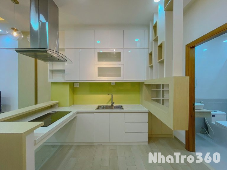 Căn hộ full nội thất ban công Trần Quang Diệu Q3