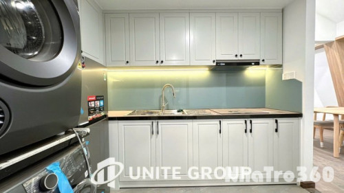 CĂN HỘ 2PN FULL NỘI THẤT CỬA SỔ LỚN ÁP MÁI QUẬN 10