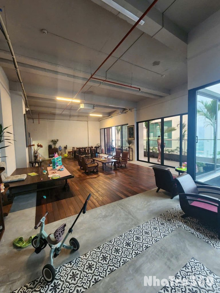 CHO THUÊ CĂN PENHOUSE NGAY BIỂN TP.NHA TRANG