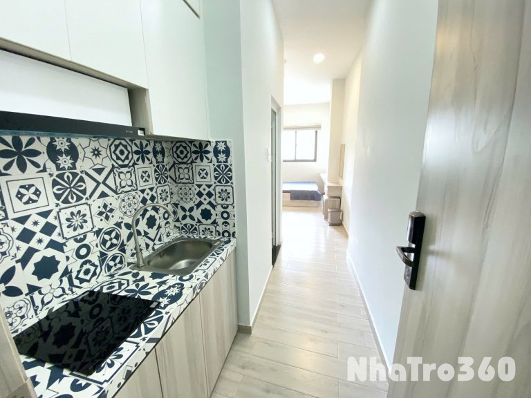 CĂN HỘ CỬA SỔ FULL NỘI THẤT QUẬN 10 NGAY CẦU VƯỢT 3 THÁNG 2