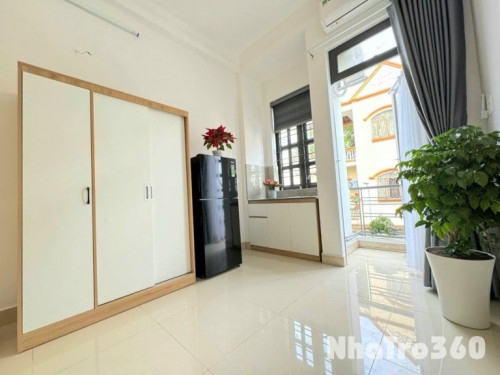 Cho thuê căn hộ Stuido cửa sổ bancol Full nội thất gần sân bay
