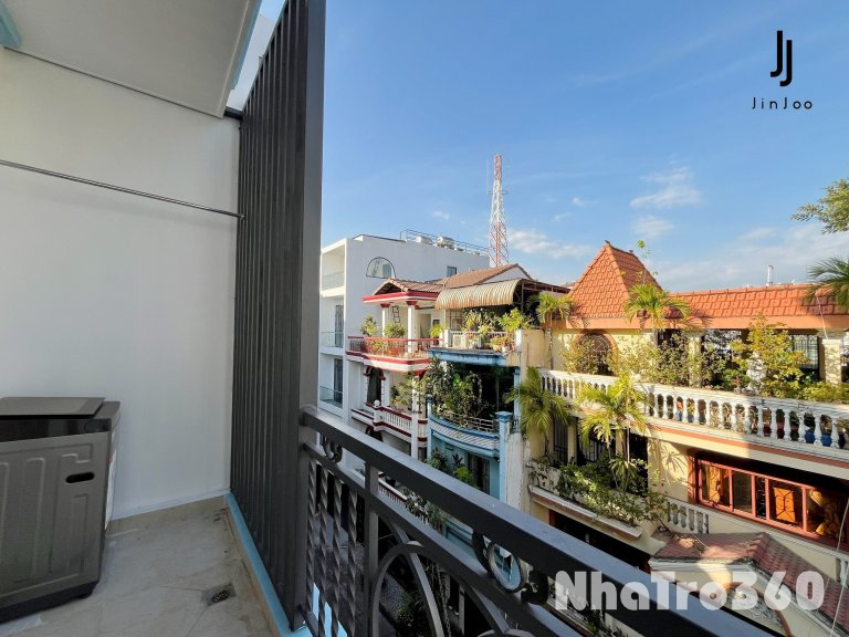 Studio ban công full nội thất - máy giặt riêng - gần vòng xoay Lăng Cha Cả quận Tân Bình