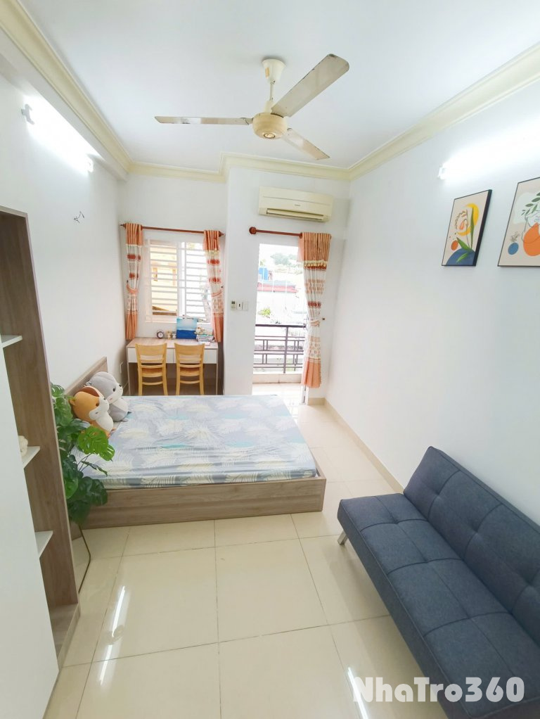 CĂN HỘ BAN CÔNG LỚN FULL NỘI THẤT QUẬN 3