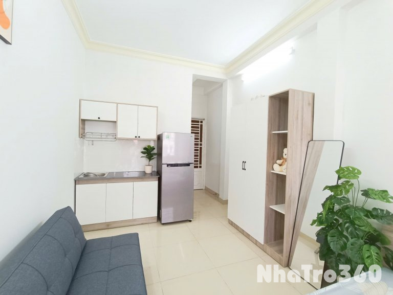 CĂN HỘ BAN CÔNG LỚN FULL NỘI THẤT QUẬN 3