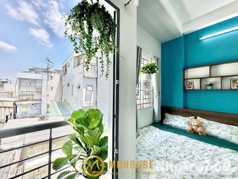 Cho thuê căn hộ Studio Tách bếp, Ban công Q1 gần chợ Tân Định