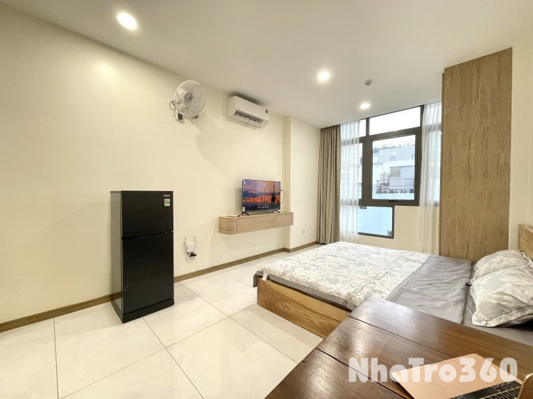 CĂN HỘ STUDIO CỬA SỔ FULL NỘI THẤT QUẬN 3 GẦN CẦU CÔNG LÝ