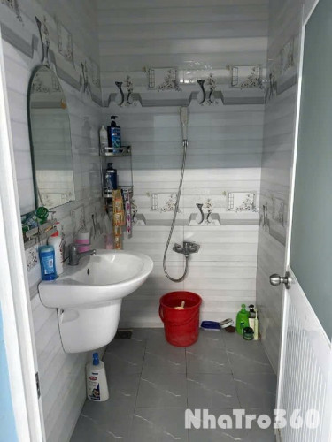 Cần cho thuê căn hộ dịch vụ