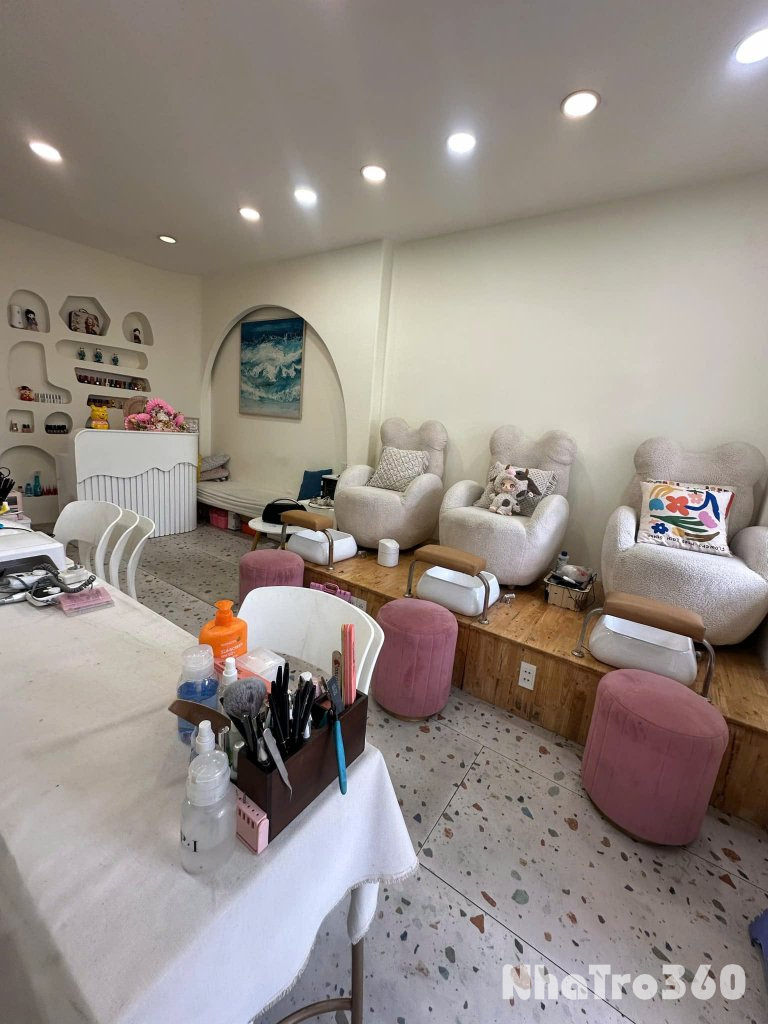 Sang nhượng đứa con tâm huyết ở khu vực 95 hồ văn huê, P9, quận Phú Nhuận . em không SANG LẺ