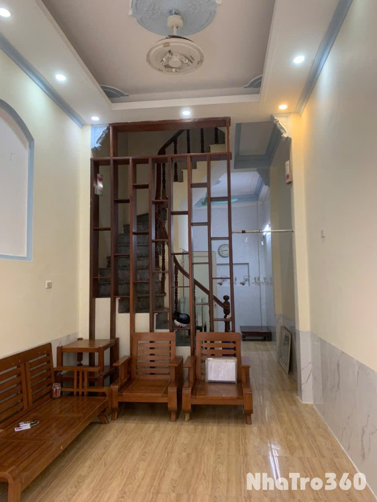 CHO THUÊ NHÀ 4 TẦNG TẠI KHU TẬP THỂ D8, TỨ HIỆP, THANH TRÌ, HÀ NỘI