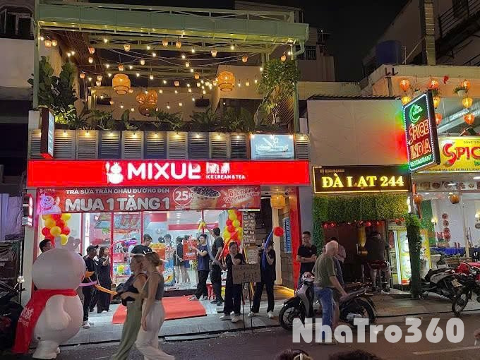 Cho thuê mặt bằng mặt tiền  Bùi Viện P.Phạm Ngũ Lão Q.1 - Diện tích: 7 x 30
_giá 100 Triệu