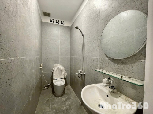 CĂN HỘ BAN CÔNG FULL NỘI THẤT QUẬN 10 GẦN NHÀ THI ĐẤU PHÚ THỌ