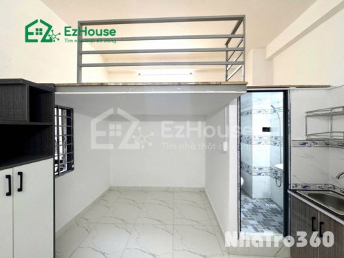 Phòng gác, cửa sổ, tự do