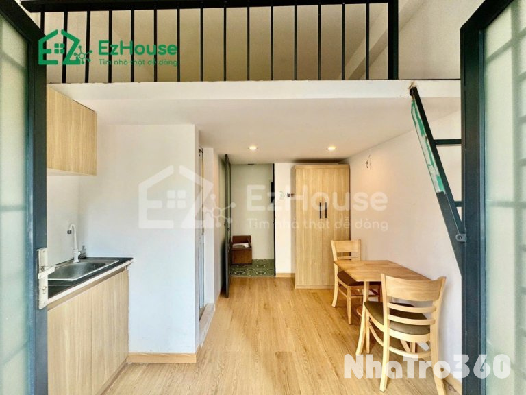 Ngay ngã tư 4 xã, gác cao, cách vhu 5p đi xe