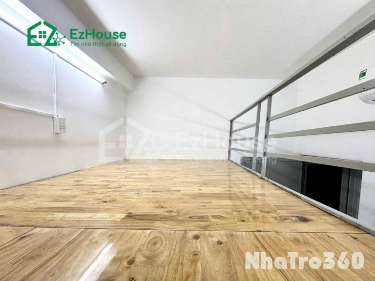 Ngay công viên Phú Lâm, có gác, giá đang giảm sâu