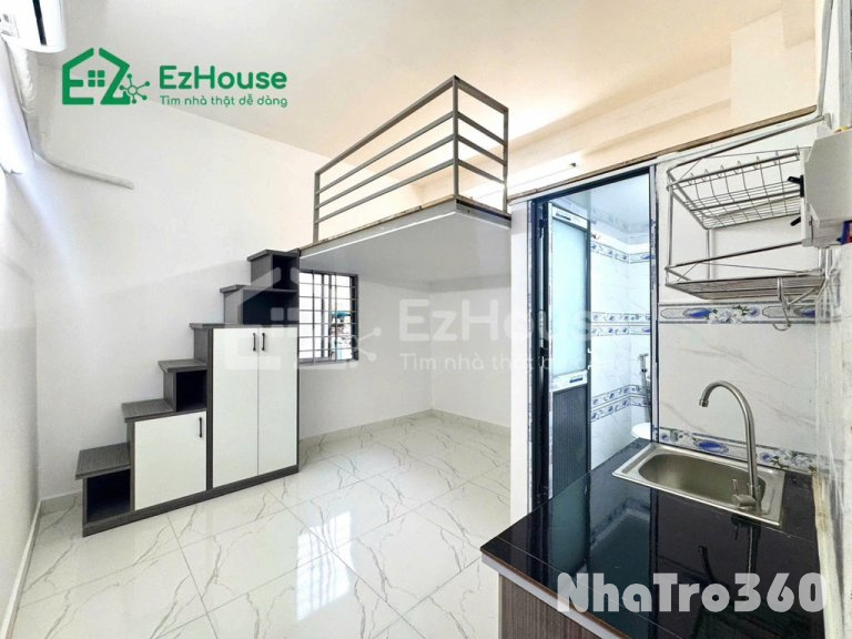 Phòng gác, cửa sổ, tự do