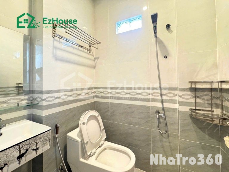 Ngay ngã tư 4 xã, full nội thất, nội thất gỗ