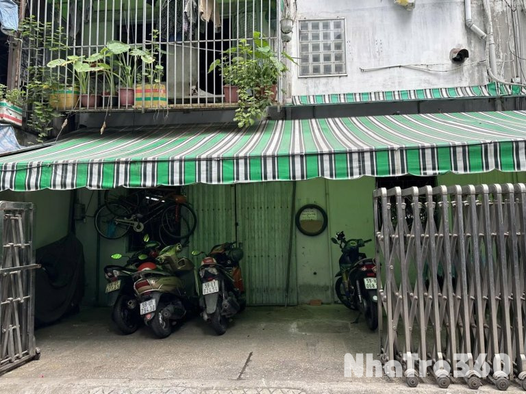 Cho thuê nhà 201 Hùng Vương, P.9, Q.5_Diện tích: 8.7x 17