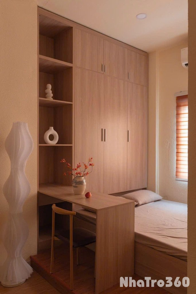 CĂN HỘ CỬA SỔ FULL NỘI THẤT QUẬN 1 GẦN CẦU BÔNG