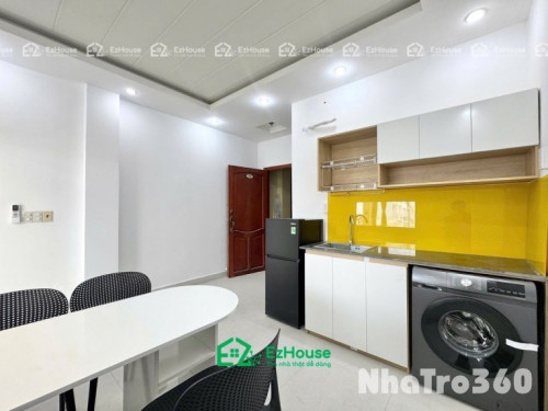 Phòng full nội thất, máy giặt riêng, ban công