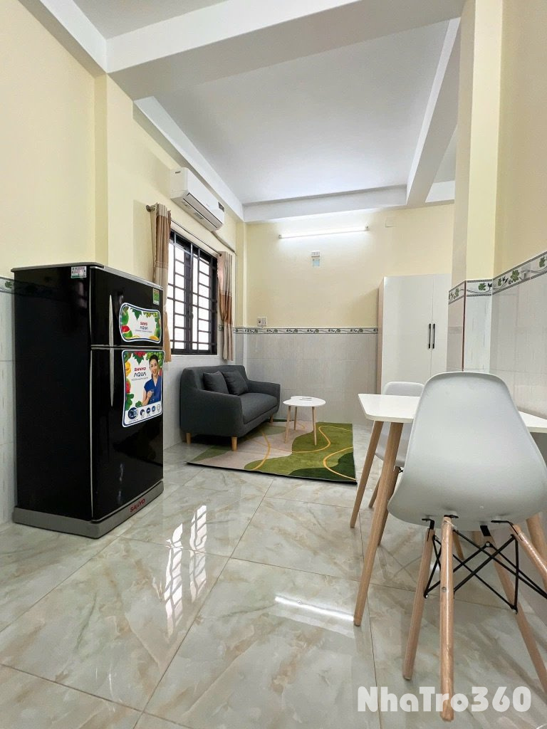 Căn hộ 30m2, Đủ nội thất, Gần ĐH Luật, sát Quận 1