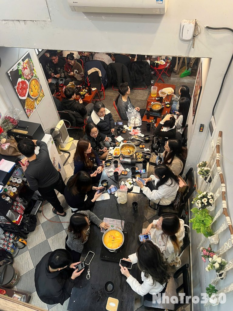 CHÍNH CHỦ SANG NHƯỢNG CỬA HÀNG ĂN UỐNG : Phố Nguyễn Hữu Huân