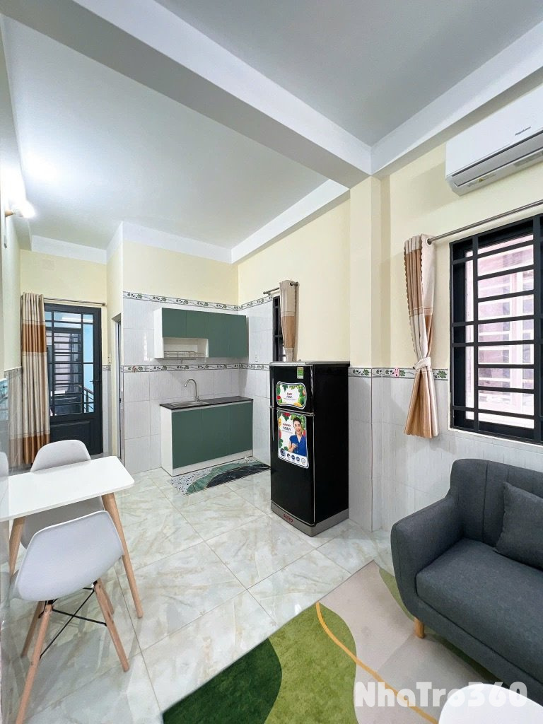 Căn hộ 30m2, Đủ nội thất, Gần ĐH Luật, sát Quận 1