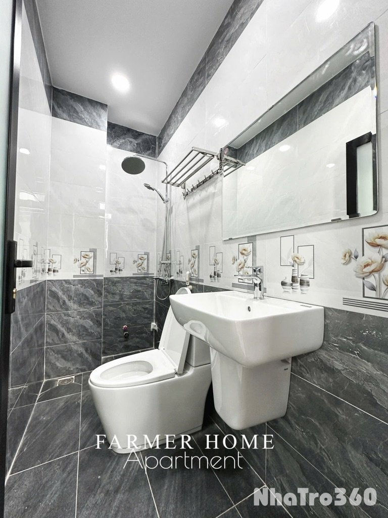 Cho thuê 1pn tách bếp có ban công nhỏ tại quận 1