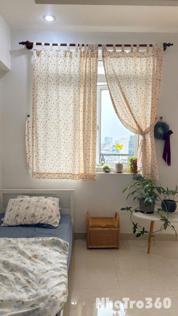 Cho thuê căn hộ Studio Ban công Q1 gần cầu Trần Khánh Dư, chợ Tân Định