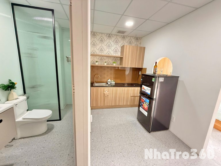 CĂN HỘ BAN CÔNG TÁCH BẾP FULL NỘI THẤT QUẬN 3 GẦN CẦU CÔNG LÝ