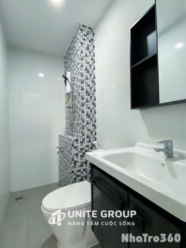 STUDIO bancon full nội thất ( máy giặt riêng ) gần ĐH Tôn Đức Thắng