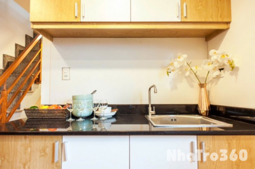 Cho thuê duplex tại Bến Vân Đồn quận 4