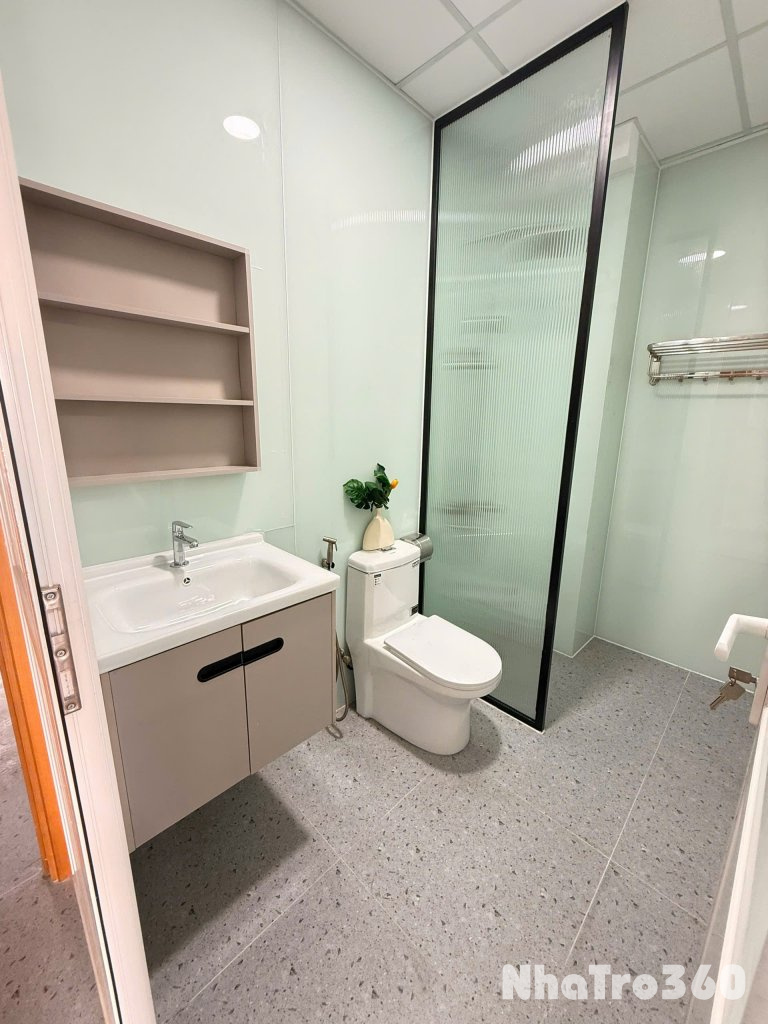 CĂN HỘ BAN CÔNG TÁCH BẾP FULL NỘI THẤT QUẬN 3 GẦN CẦU CÔNG LÝ