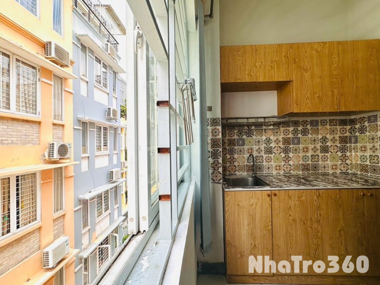 Căn hộ tách bếp full nội thất Nguyễn Trãi quận 1