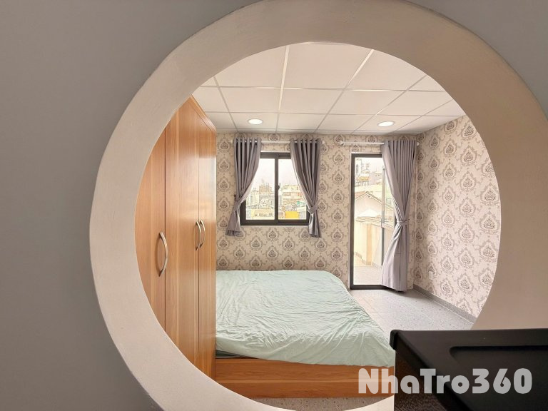 CĂN HỘ BAN CÔNG TÁCH BẾP FULL NỘI THẤT QUẬN 3 GẦN CẦU CÔNG LÝ