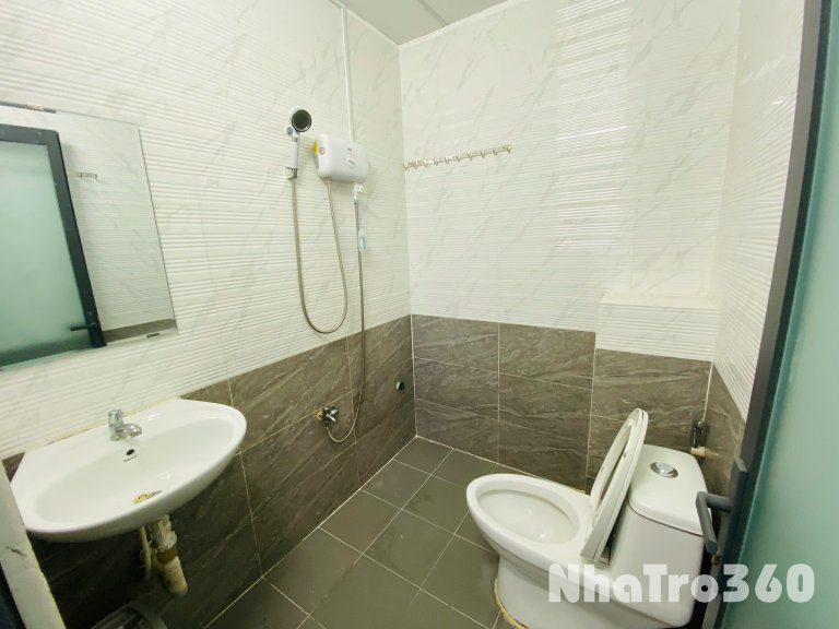 CĂN HỘ CÓ CỬA SỔ ĐÓN NẮNG QUẬN 1