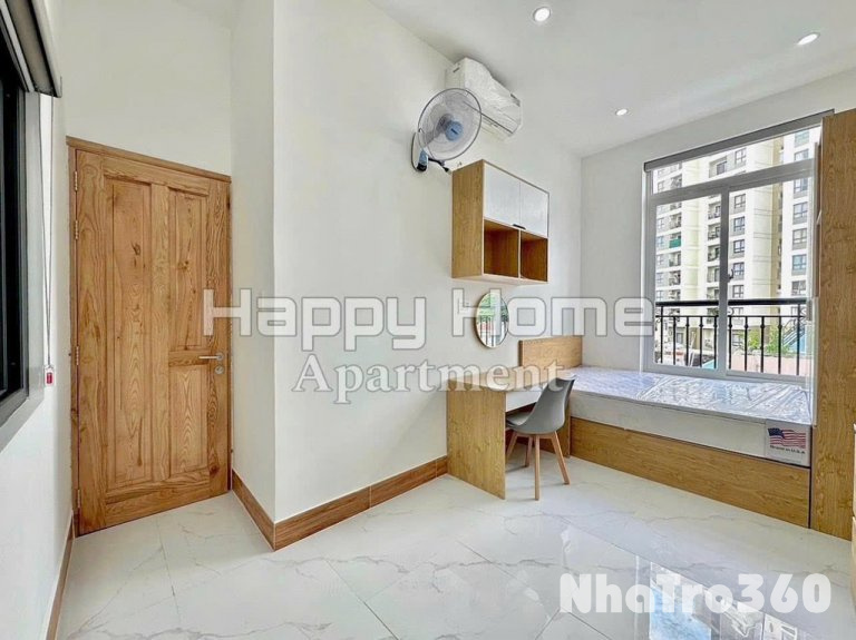 Căn Hộ Ban Công Máy Giặt Riêng Ngay Etown Tân Bình