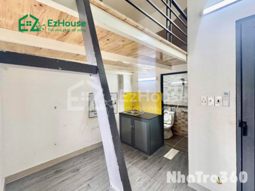 Ngay ngã tư 4 xã, full nội thất, gác cao