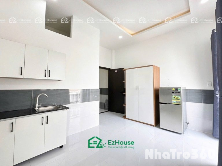 Full nội thất, ban công, cửa sổ lớn, giá đang giảm