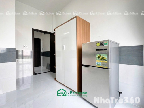 Full nội thất, ban công, cửa sổ lớn, giá đang giảm