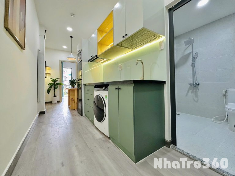 Căn hộ cho thuê ngay trung tâm quận 10, có cửa sổ, bancol đón nắng, gần UEH