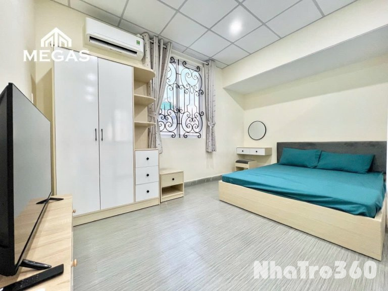 Căn hộ cho thuê ngay trung tâm quận 1, có cửa sổ, bancol đón nắng