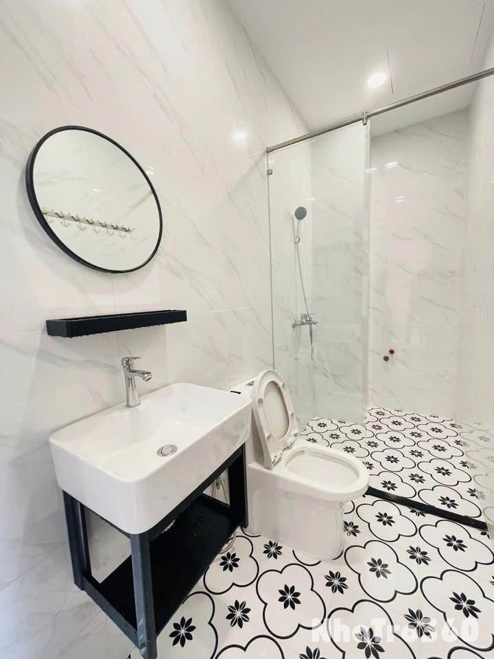 Cho thuê căn hộ Studio Ban công Q10 đối diện nhà hát Hoà Bình, gần Vạn Hạnh Mall