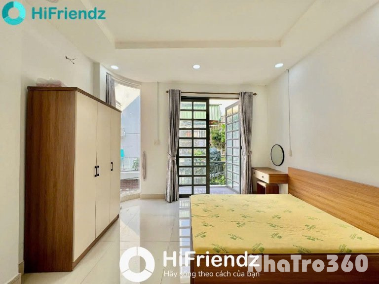 Trống sẵn phòng studio ban công rộng ngay Cách mạng Tháng Tám Q10