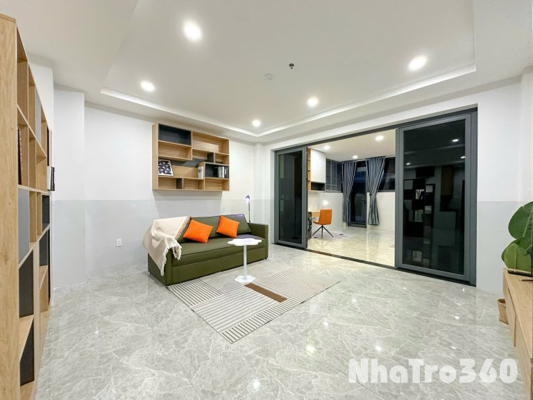 𝙻ại có siê𝚞 𝚙hẩm mọi người ơi 𝟷𝙿𝙽 nga𝚢 mặt đường T𝚛ần 𝚇𝚞ân Soạn