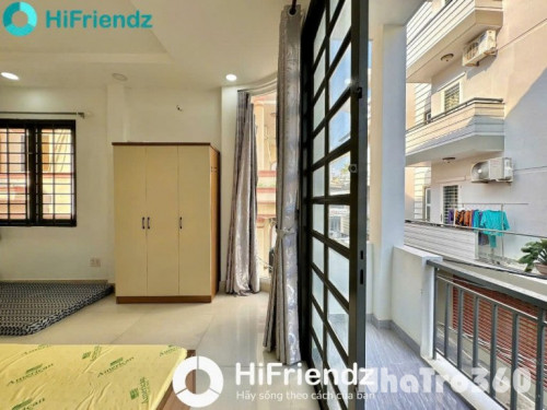 Trống sẵn phòng studio ban công rộng ngay Cách mạng Tháng Tám Q10