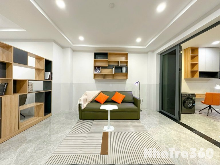 𝙻ại có siê𝚞 𝚙hẩm mọi người ơi 𝟷𝙿𝙽 nga𝚢 mặt đường T𝚛ần 𝚇𝚞ân Soạn