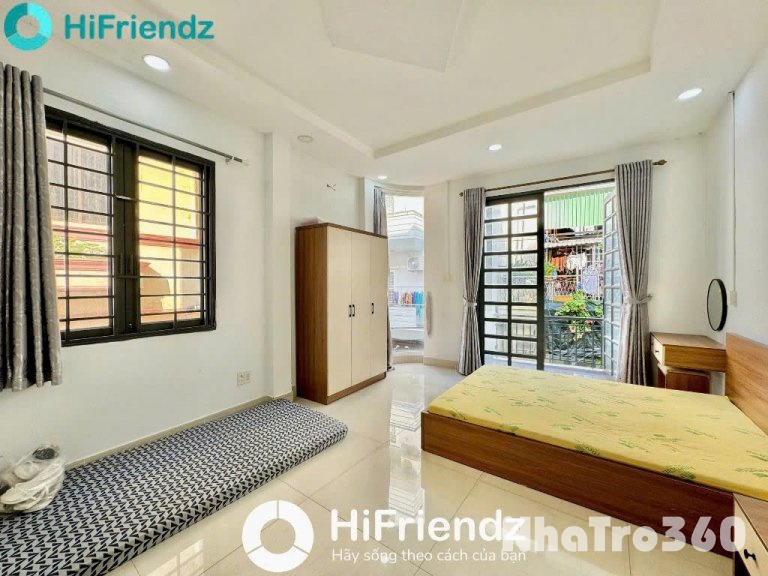 Trống sẵn phòng studio ban công rộng ngay Cách mạng Tháng Tám Q10